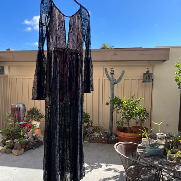 Jetset Diaries maxi dress - Picture 8 of 9